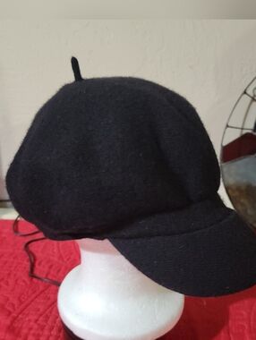 Black Wool Newsboy Cap